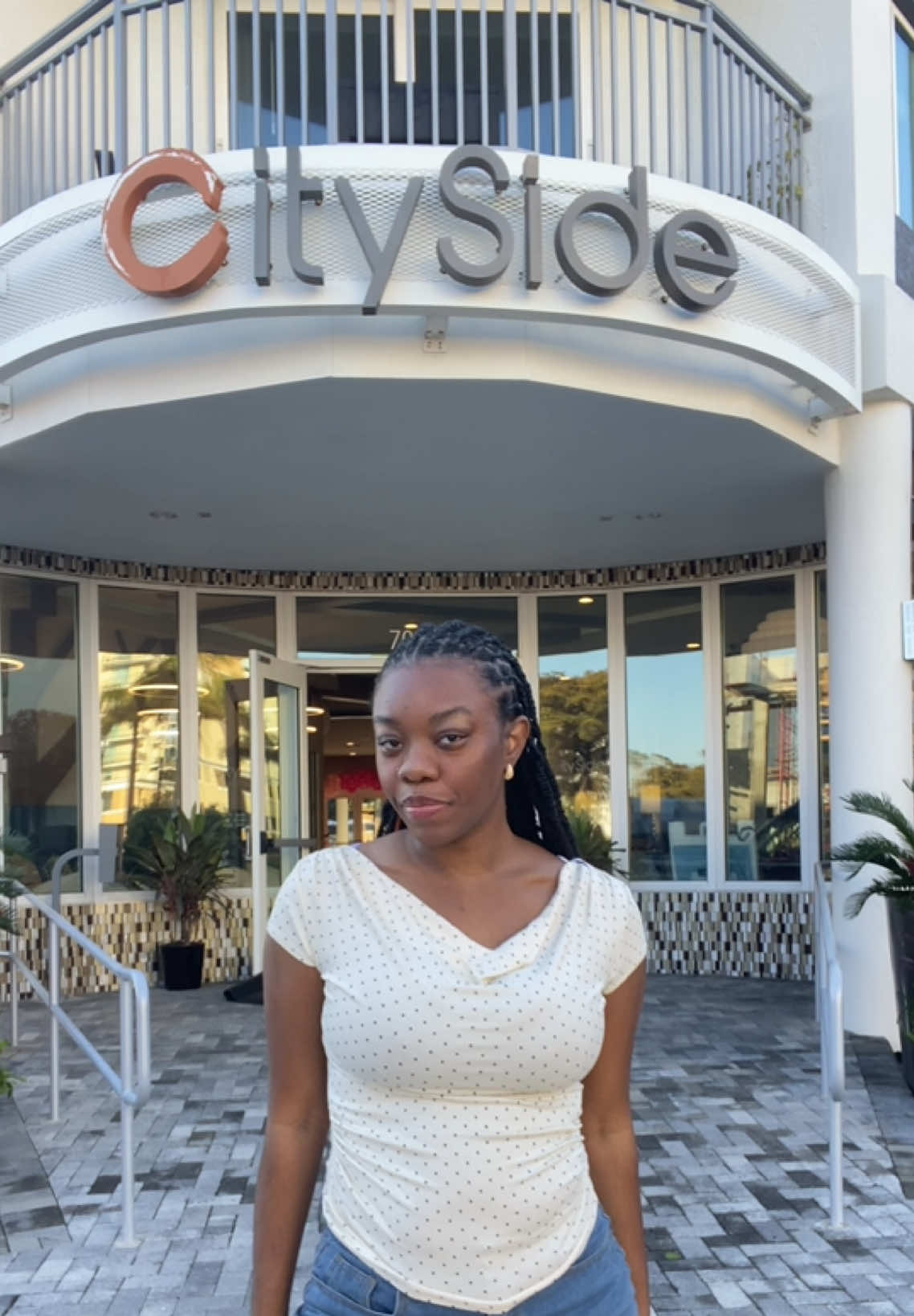 @Claudie | SWFL Blogger 🇭🇹