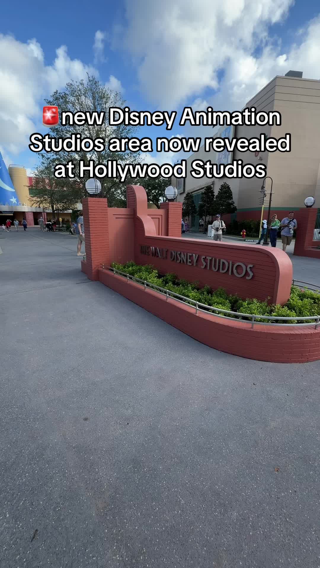 @Mickey Visit: Disney Guide!