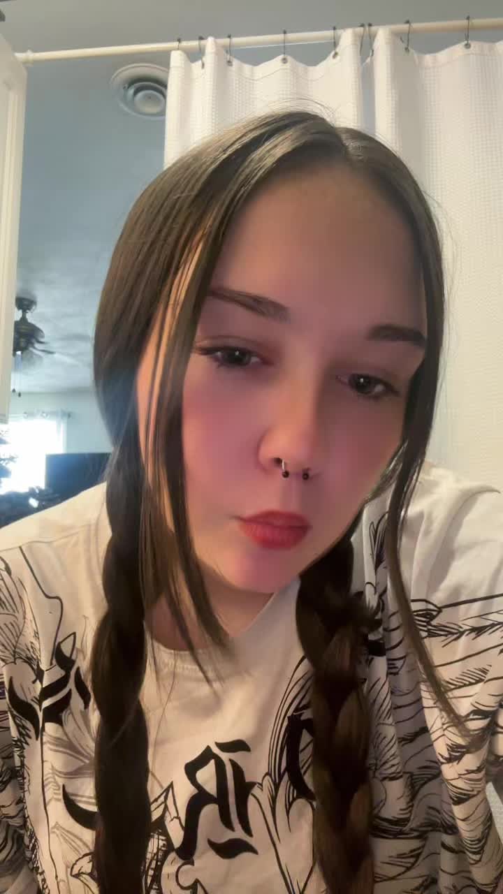 @⊹₊˚‧𝐸𝓊𝒹𝑜𝓇𝒶‧˚₊⊹
