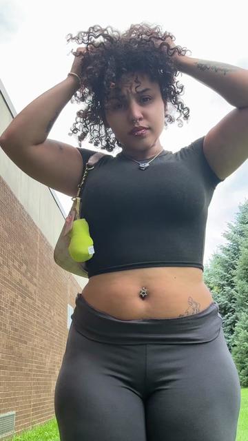 @theebiggestleo