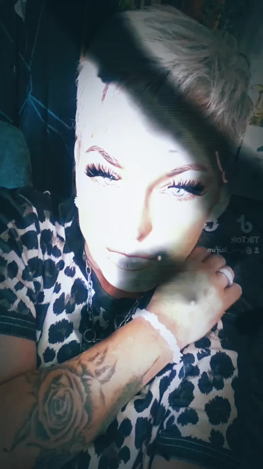 @🦋😈miss_harmlos👿🦋