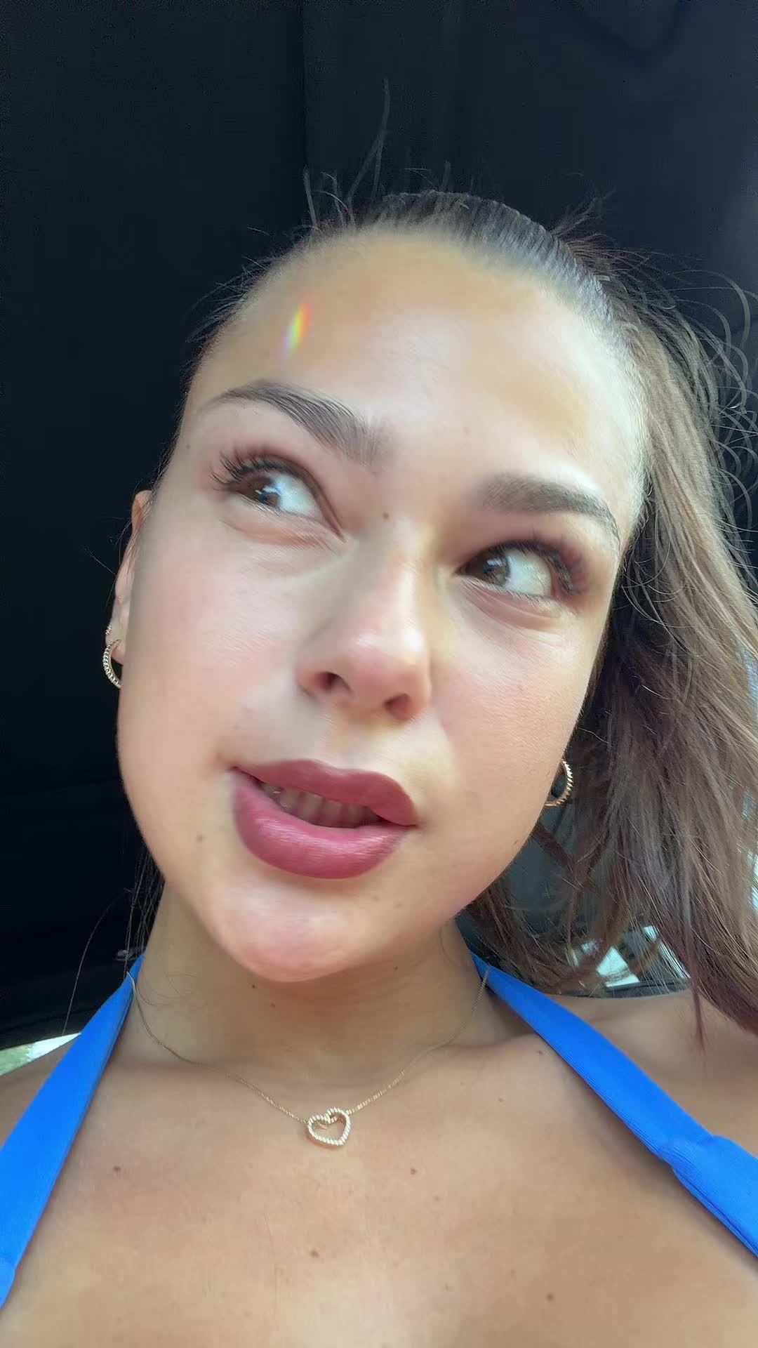 @xenia🫦
