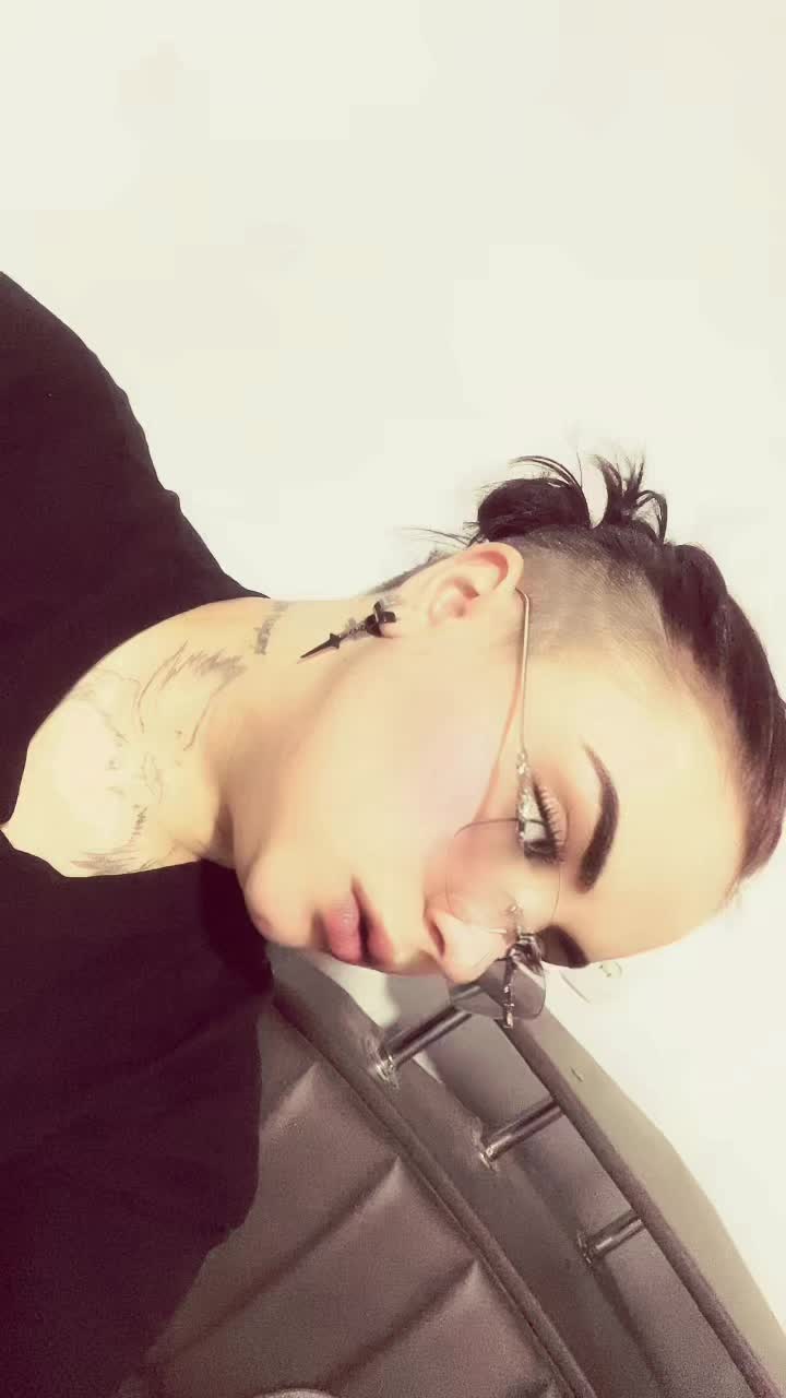 @🦅ℳ𝒶𝒟𝒶ℳ 𝒜𝓋𝒪𝒸𝒶𝒟𝒪🦅