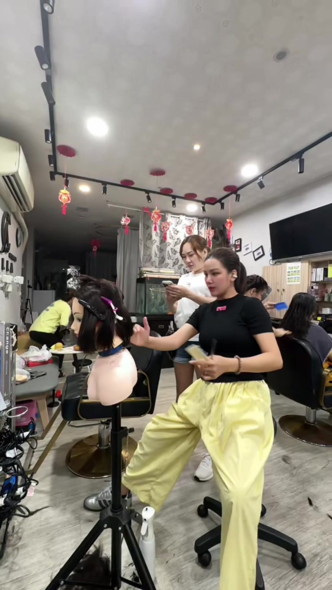 @Alla (美髮 紋繡 美睫 美甲spa