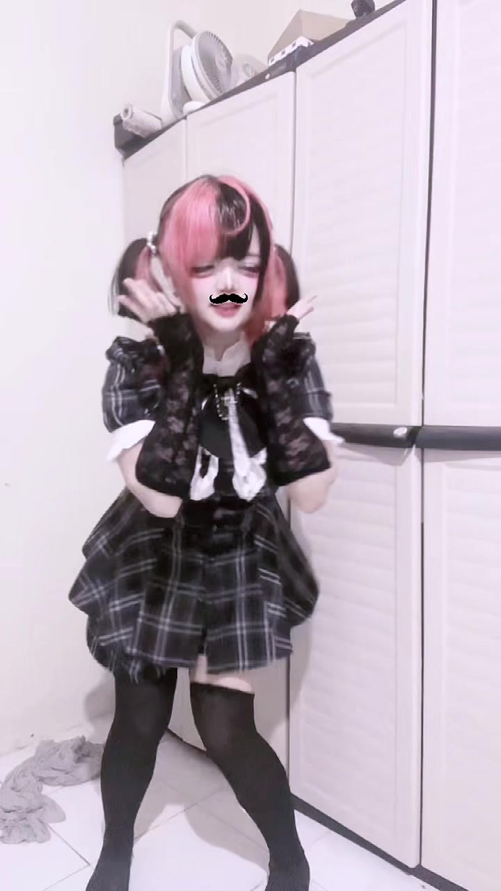 @𝖒𝖔𝖎.