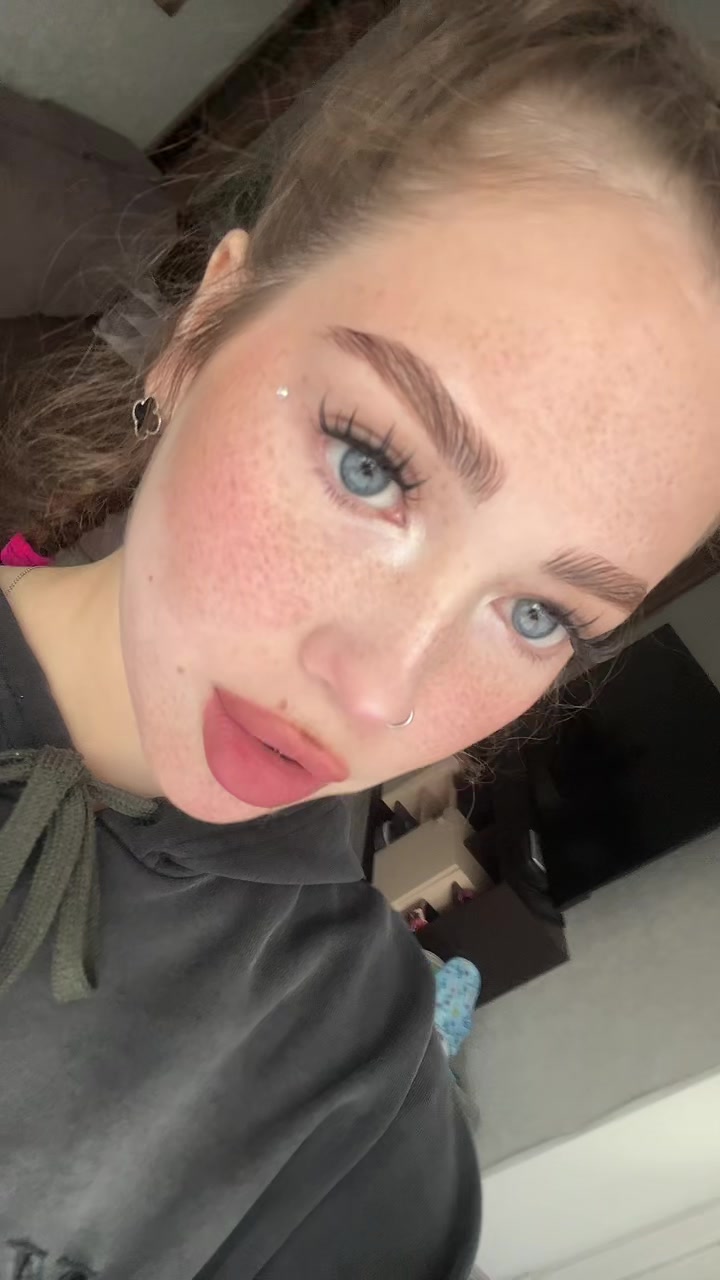 @алинка