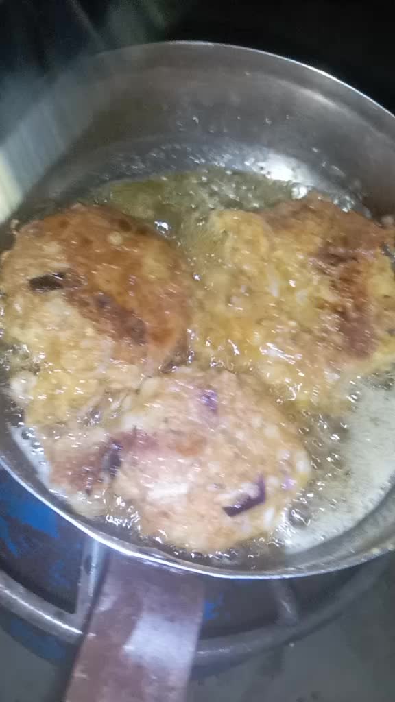 @Ḅṛᴀnđεđ ḳᵾṛı🥰❤️🔥