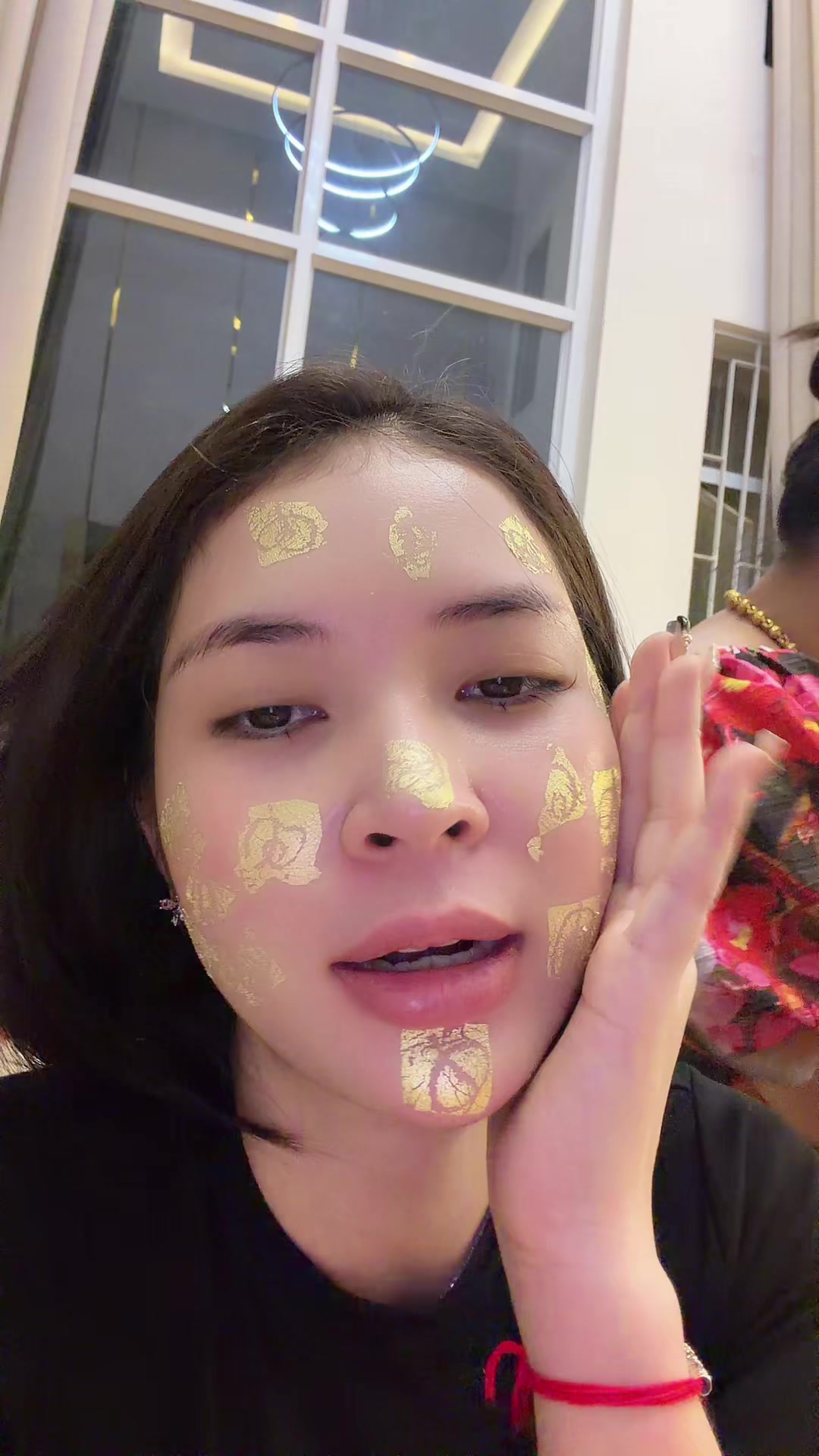@ម្លិះ-Malish