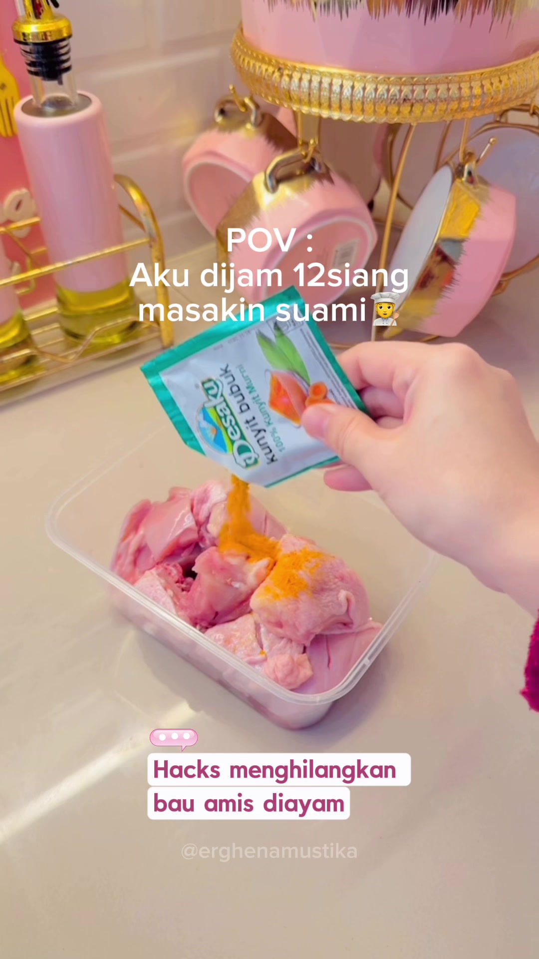 @IG : @erghenamustika