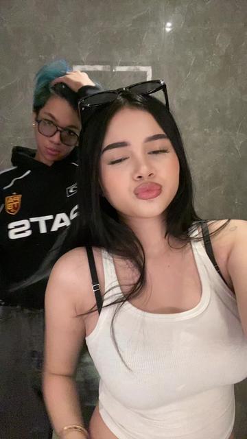 @wassuprachel 👀