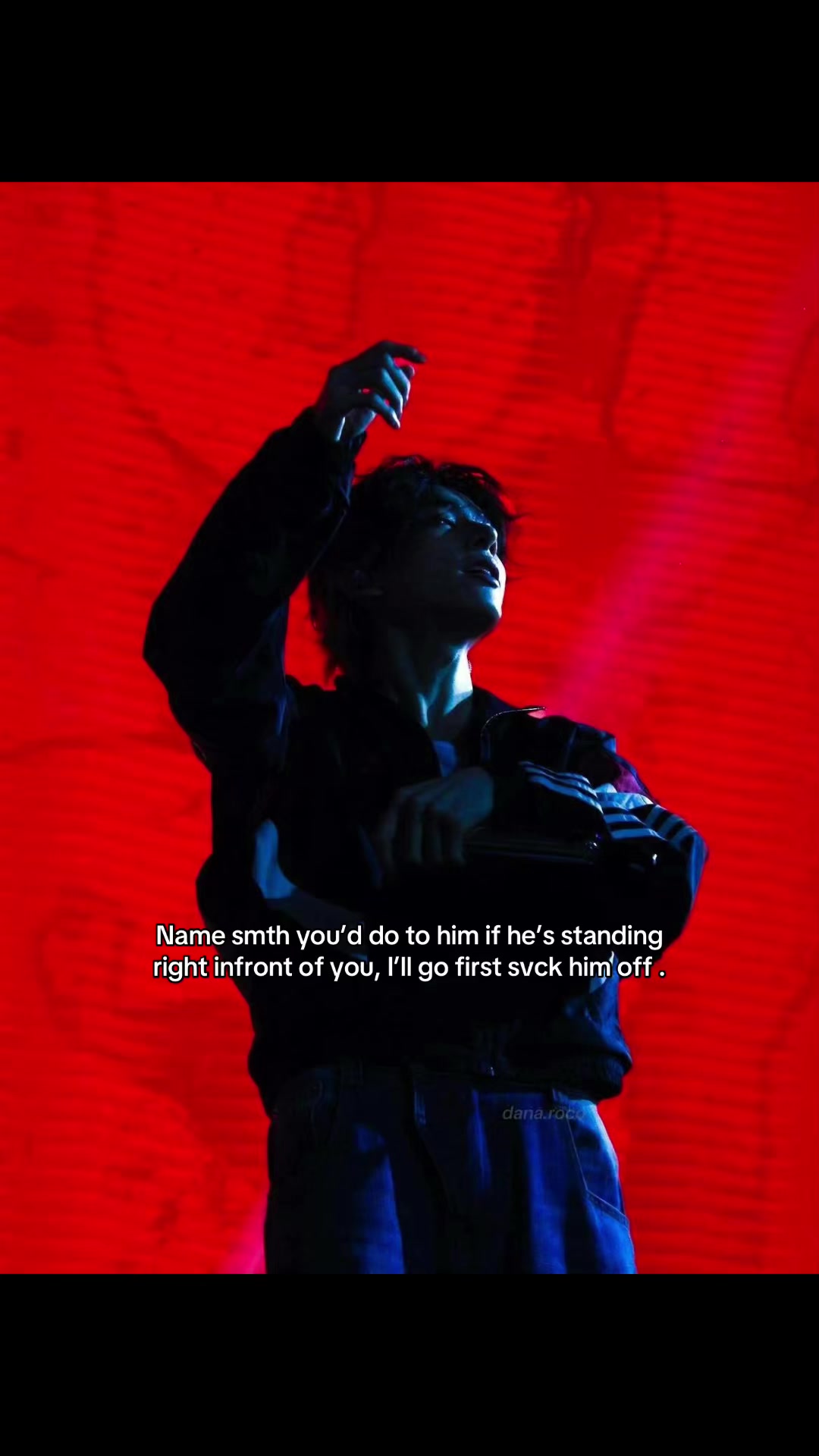 @Nie ᥫ᭡