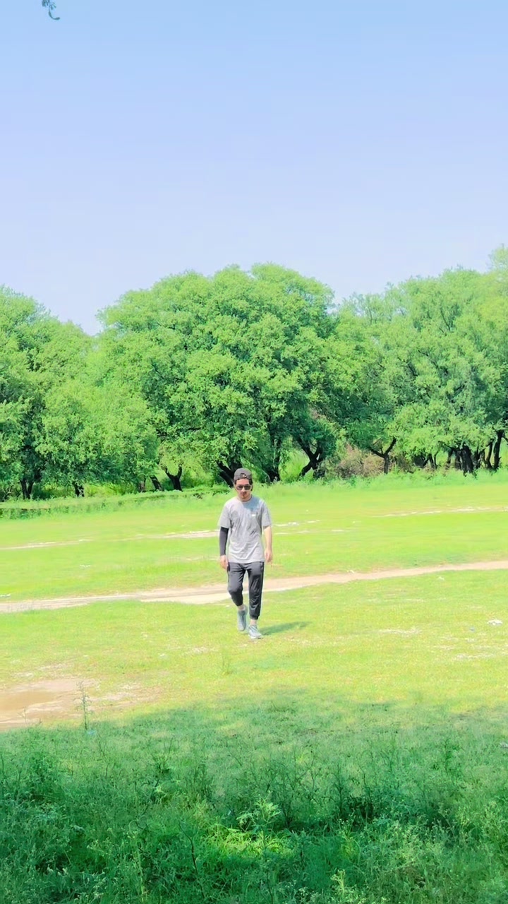 @𝑯𝒂𝒓𝒊𝒔 𝒌𝒉𝒂𝒏 💸