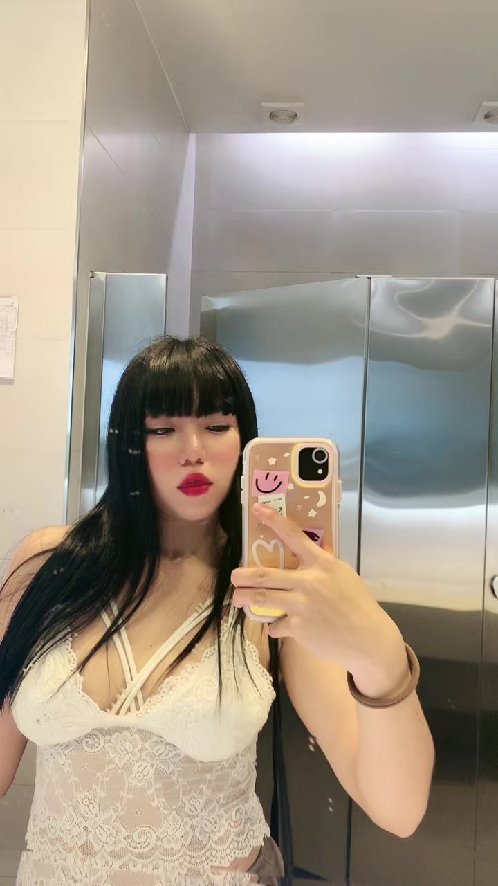 @Mía🖤🦋