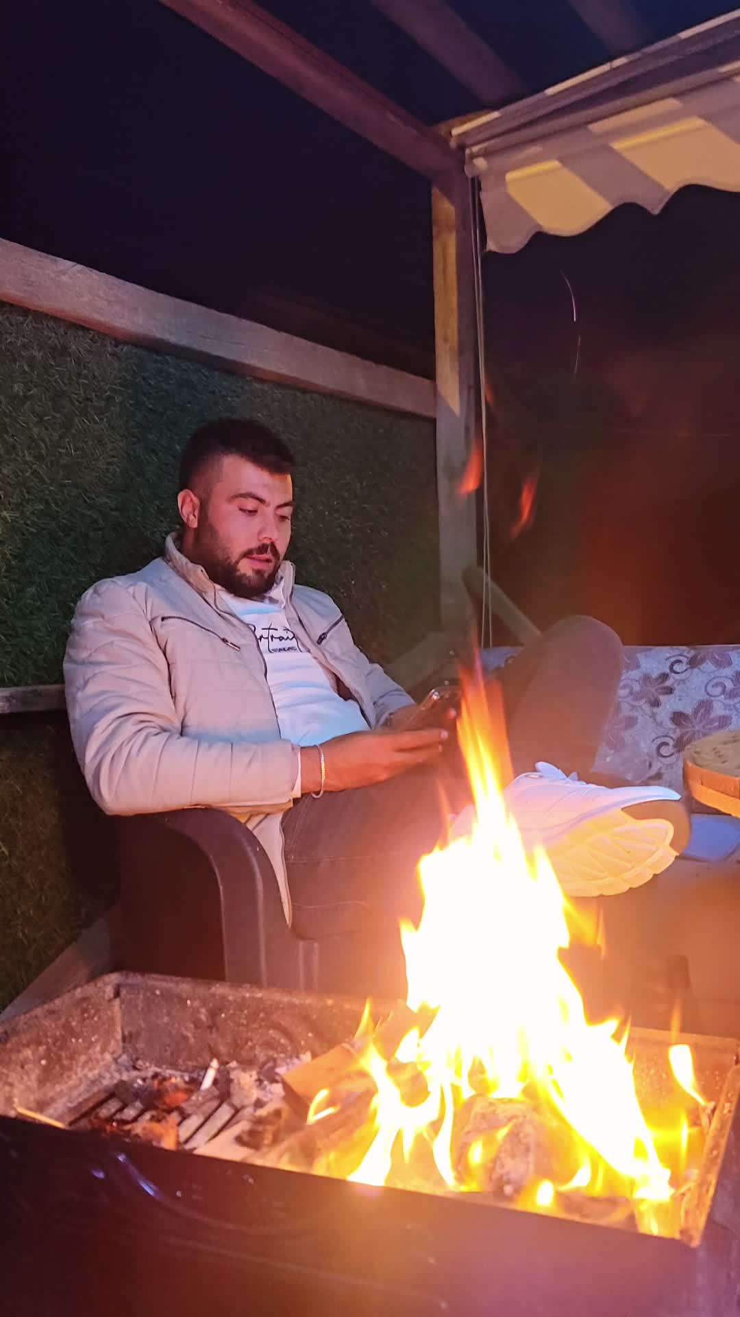 @Ali G&uuml;c&uuml;m