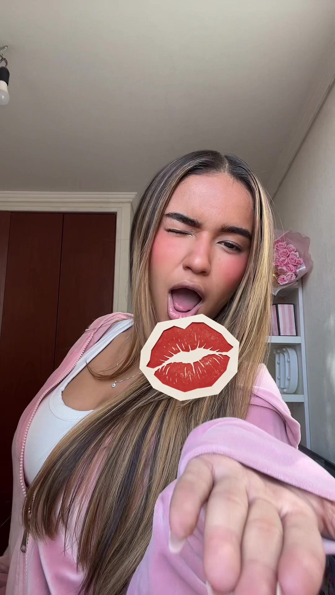 @danielaaa_1215