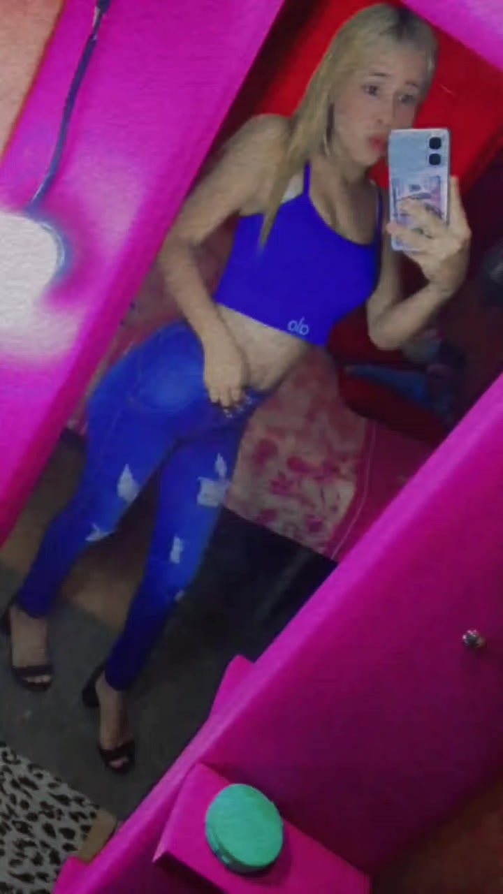 @Camila Garcia$