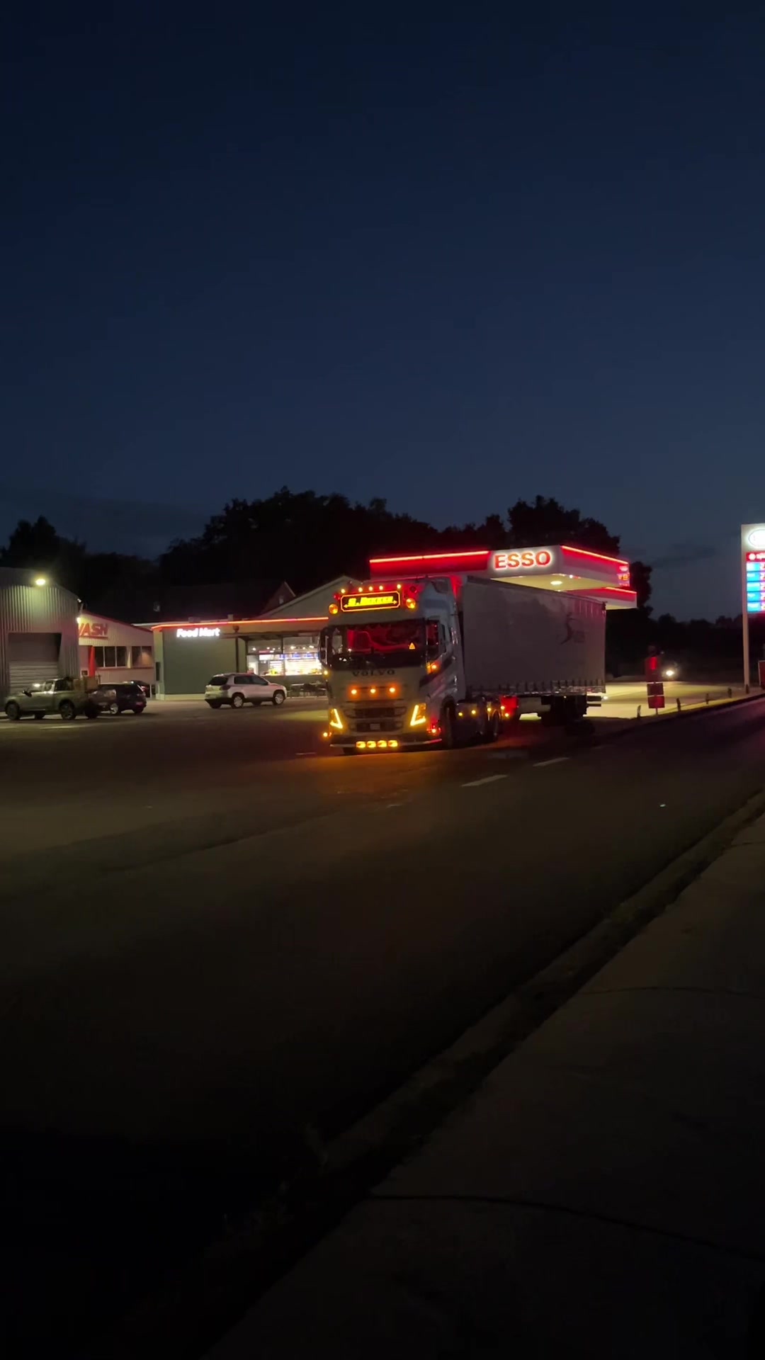 @Truckspotter-_-Leon09