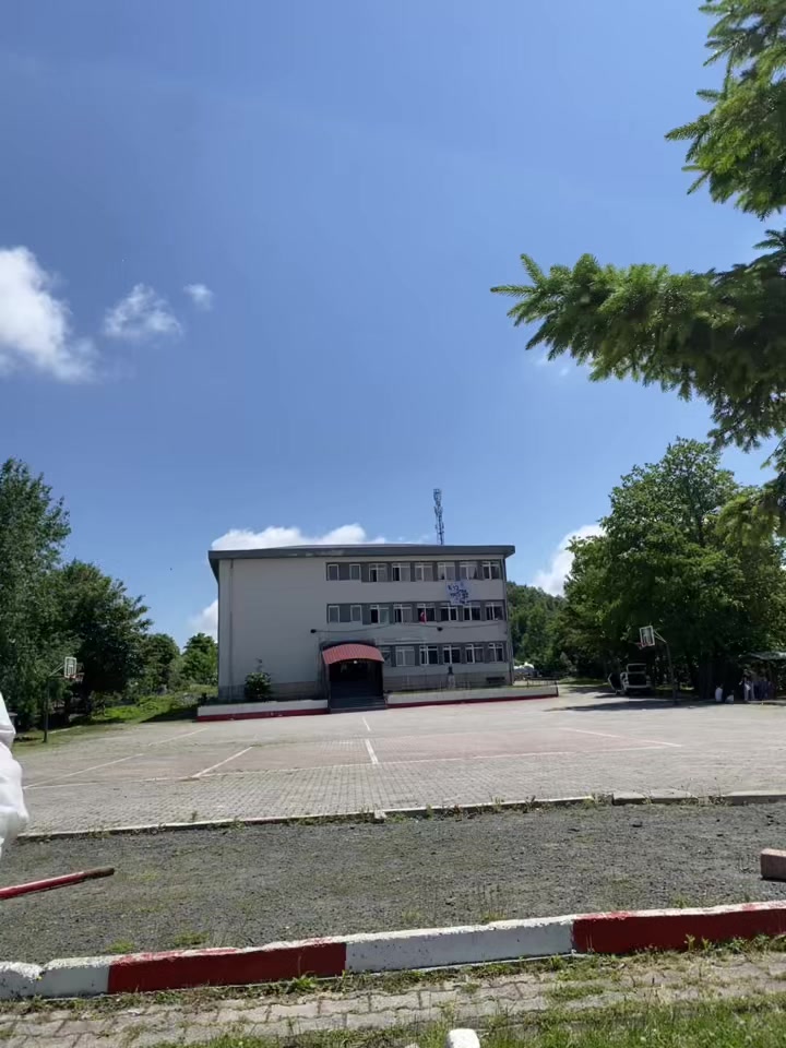 @Ne bakıyon kardeşşş