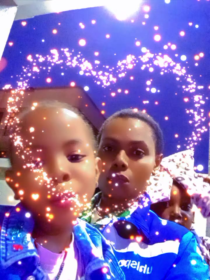 @tinnahkessy