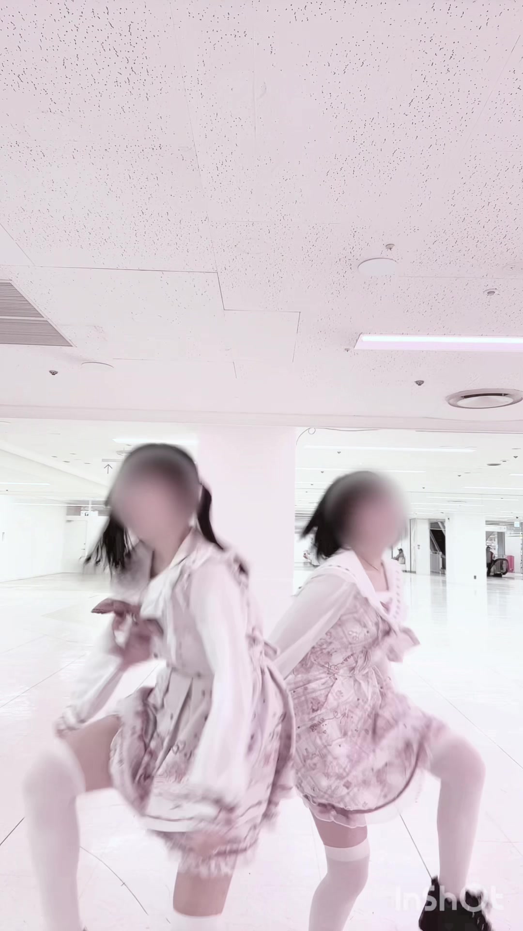 @ふぁんとむ
