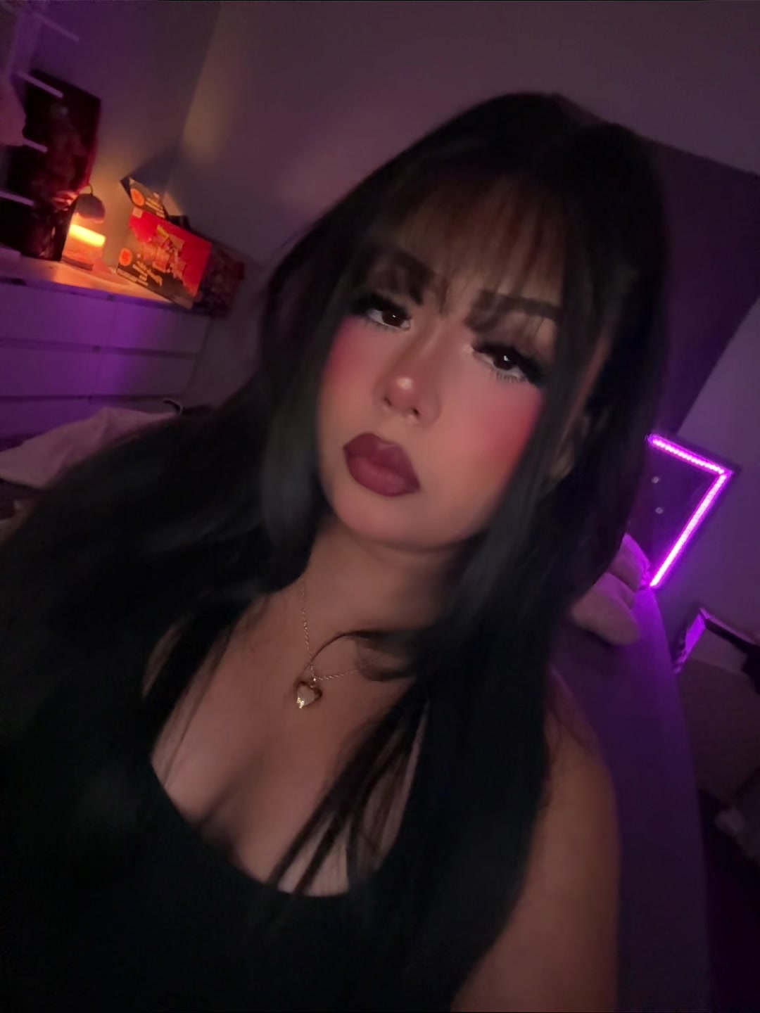 @️ ️