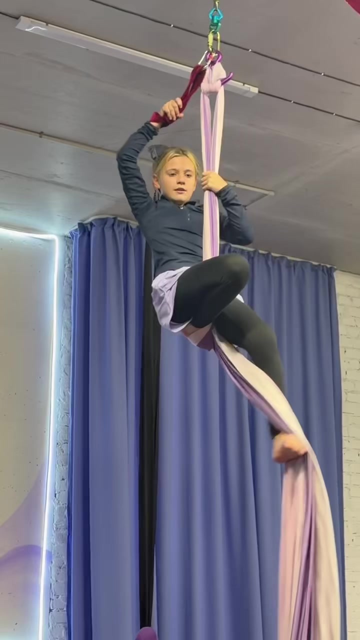 @🧗🏻♀️aerial/anna💫