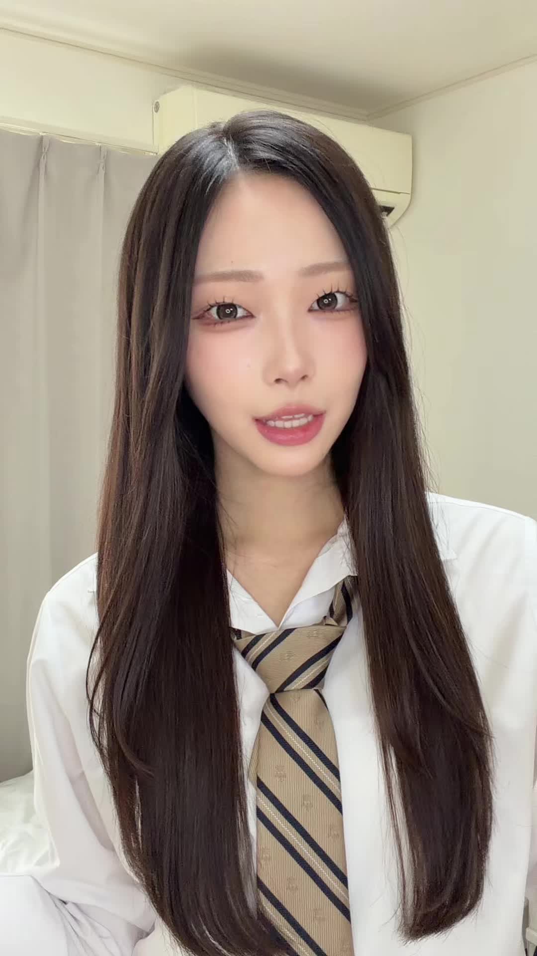 @るう