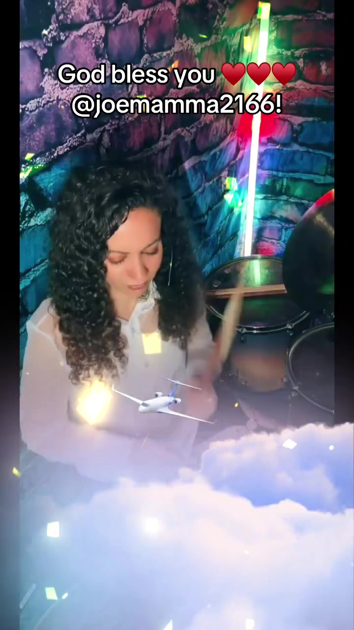 @Leila Carina Drummer