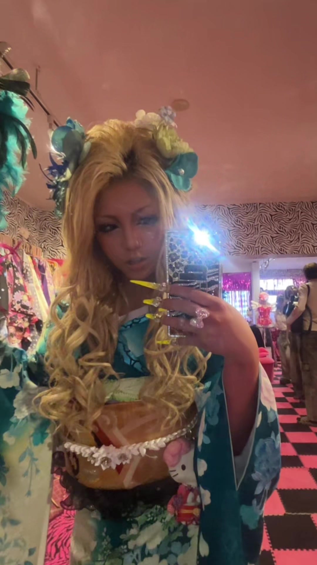 @𝗥 𝗔 𝗡 . 🌺