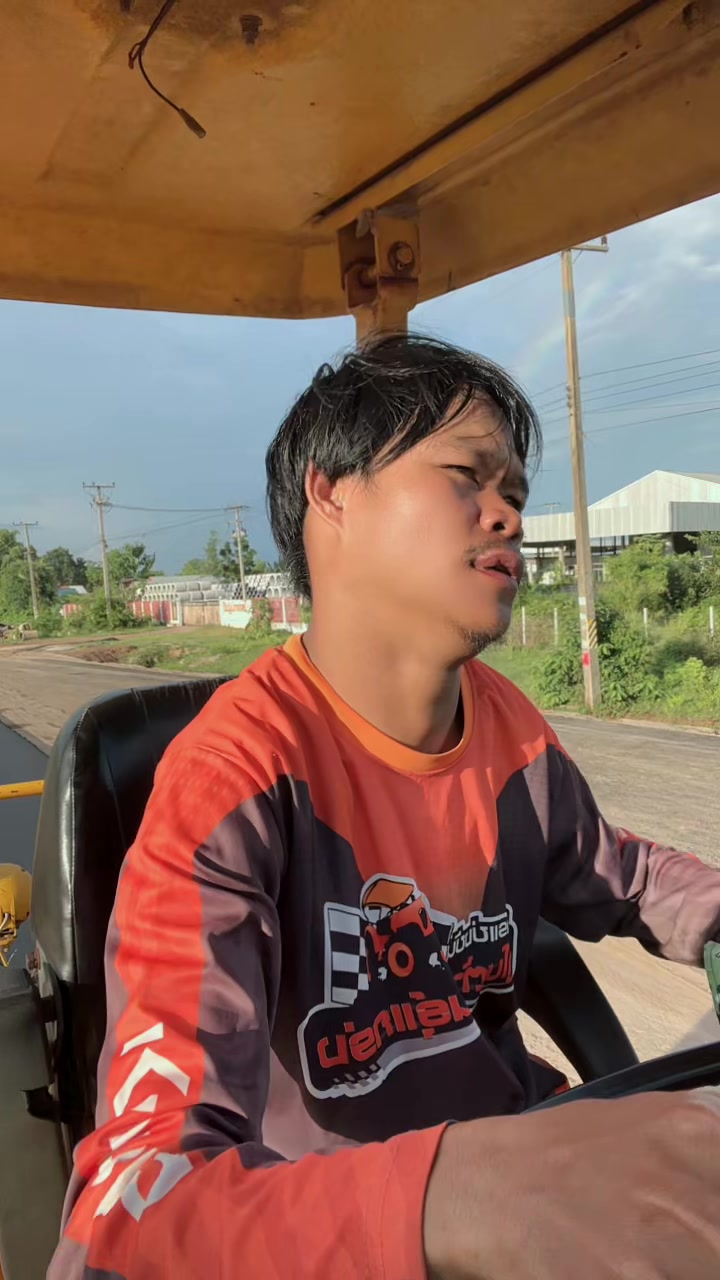 @วุฒิ ศราวุฒิ