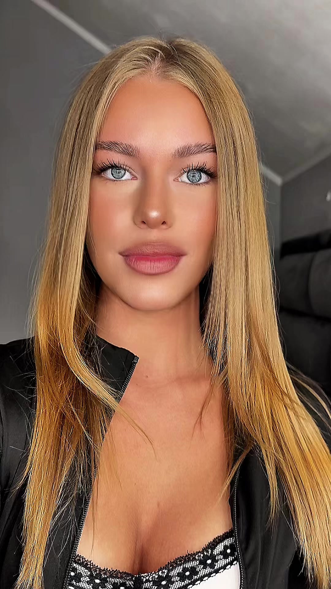 @natasa