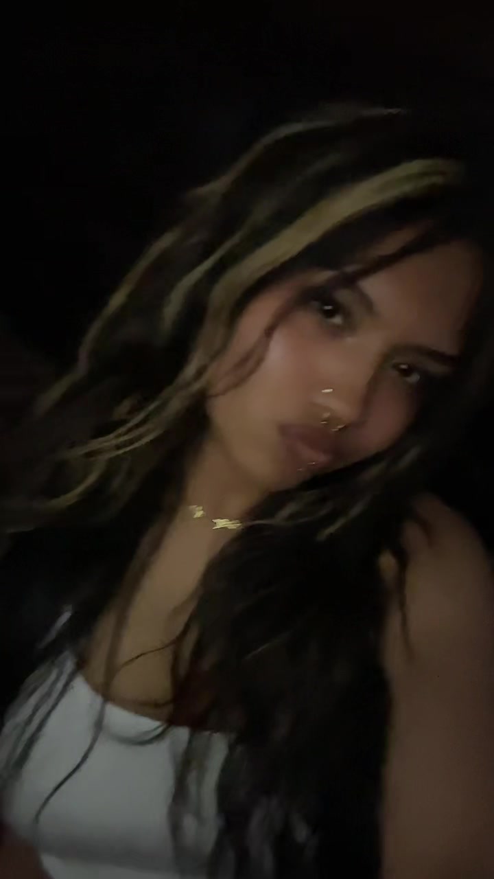 @selena ⨷