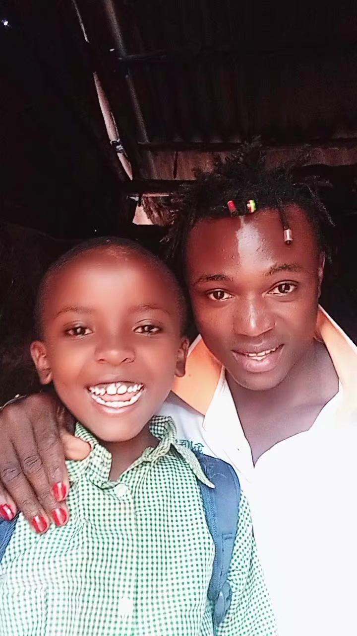 @D Boy Dennis maina