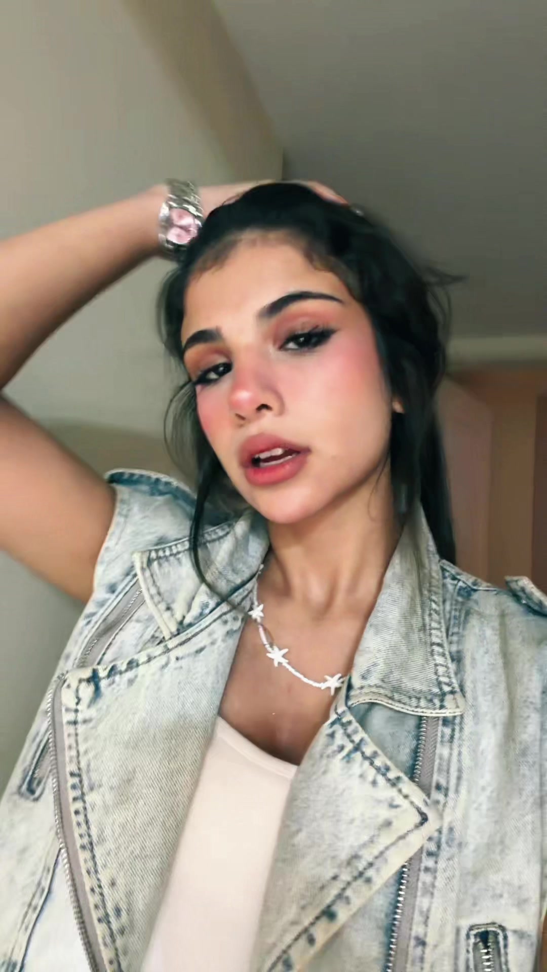 @neeg1n