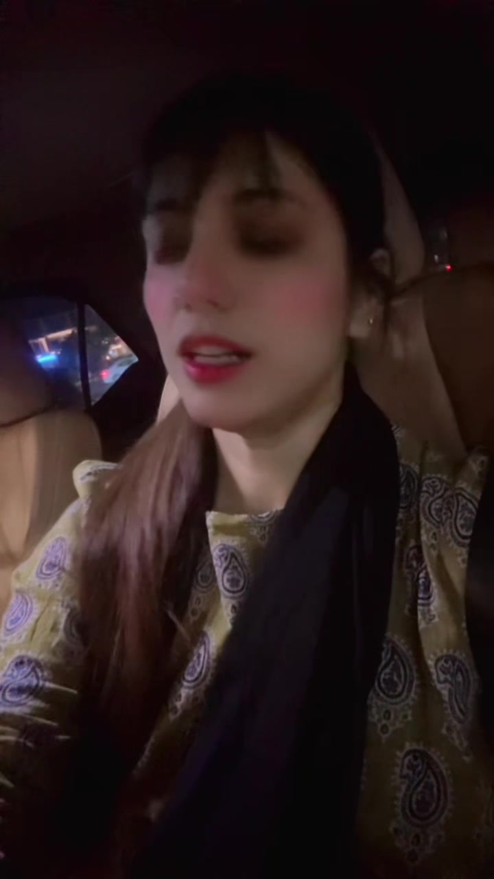 @ماہ نور خان 🌊