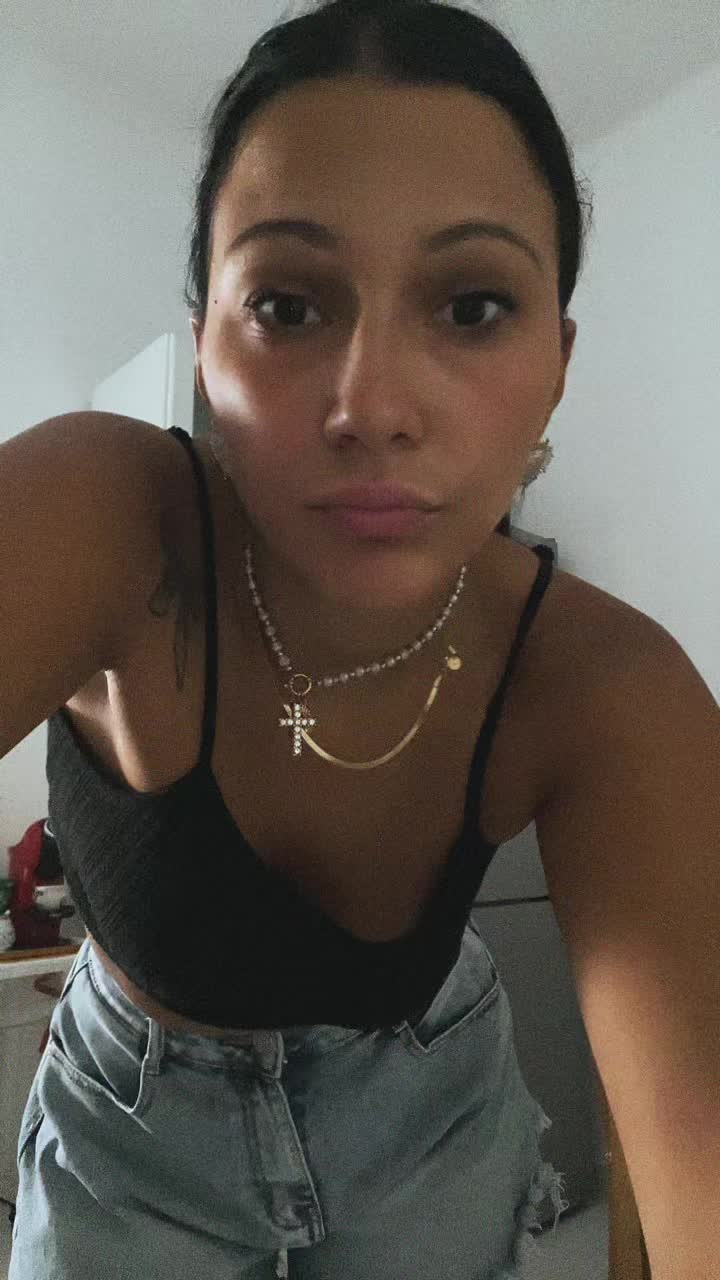 @Mary🖤🌙
