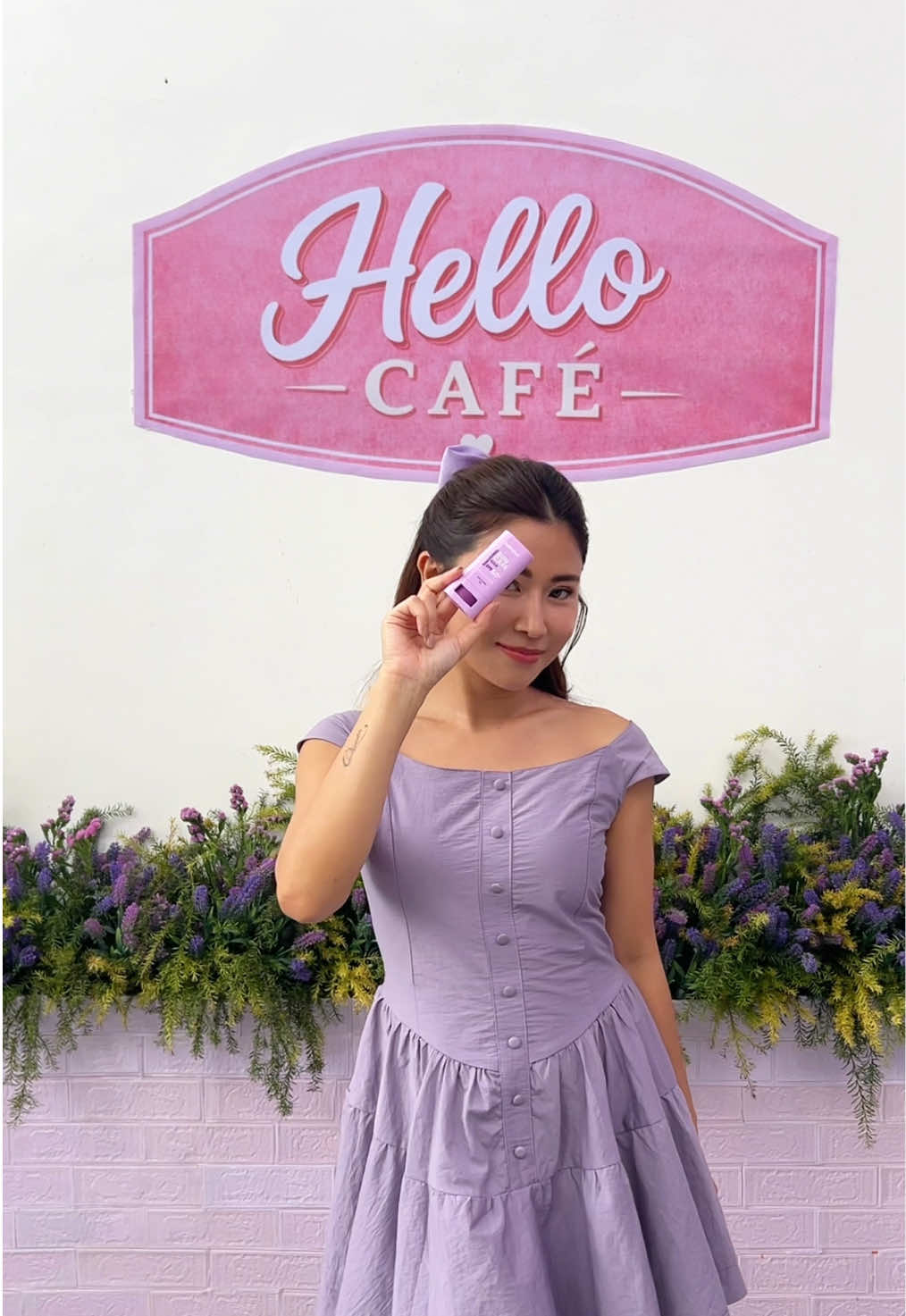 @Hello Glow Official