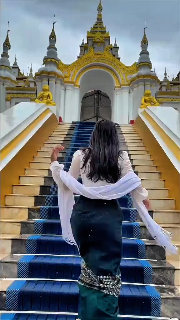 @NanPhyoZin