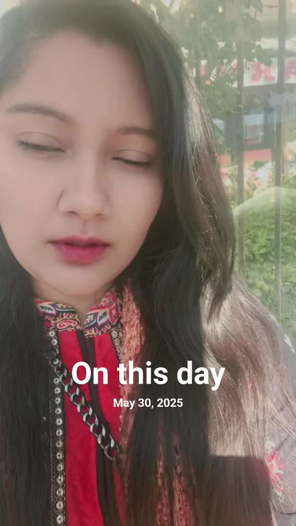 @Luna
