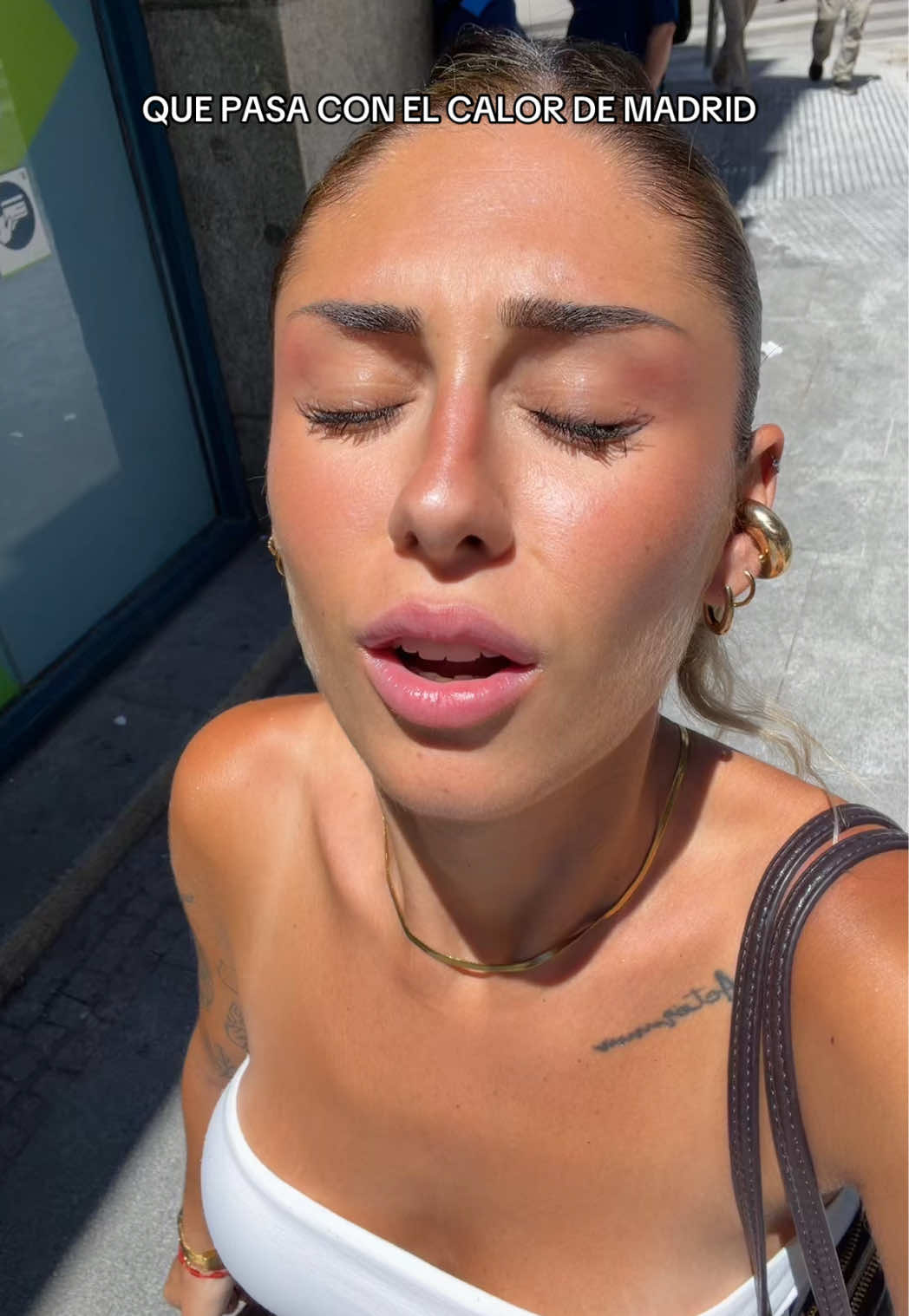 @Lolacabeller