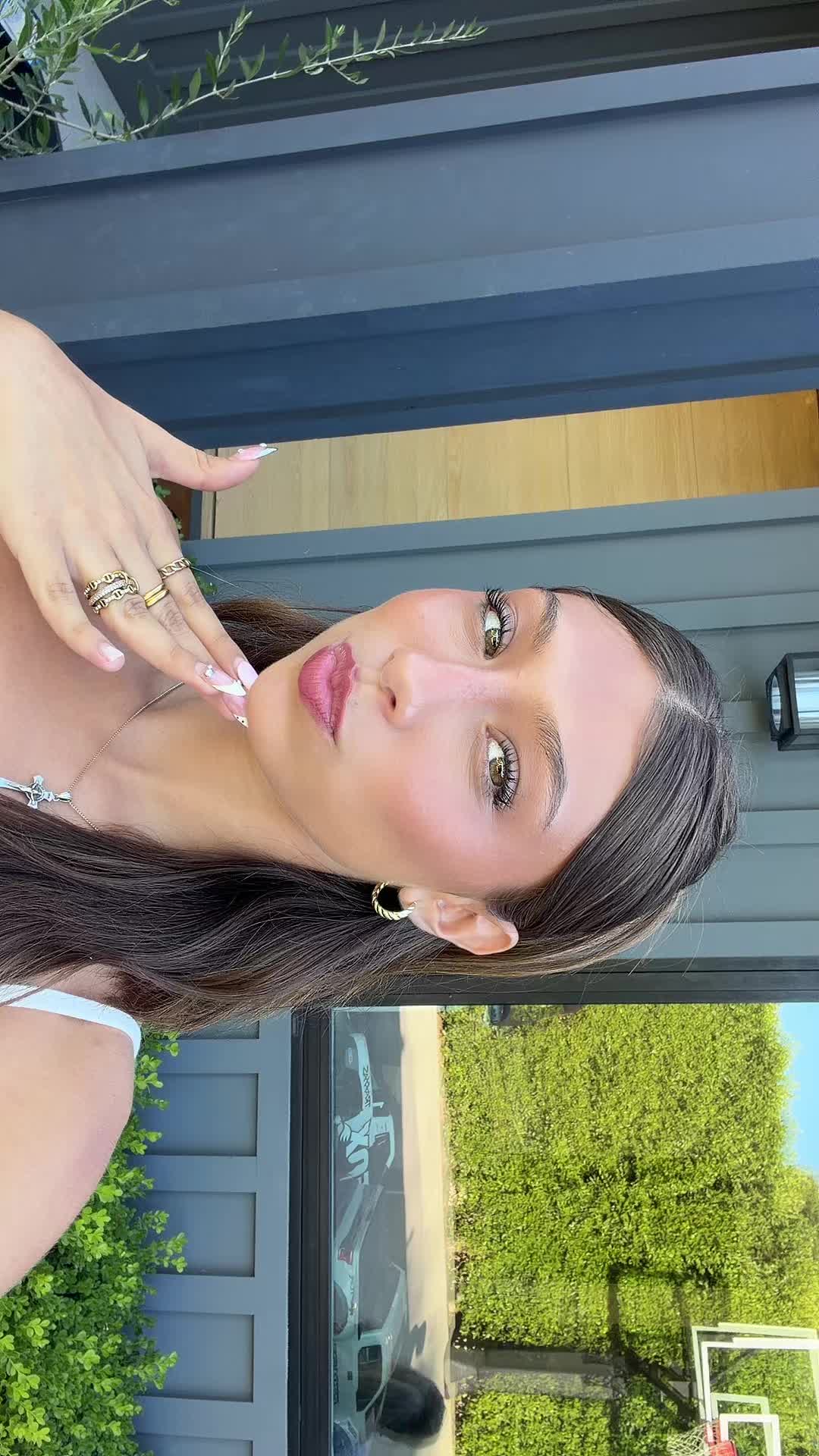 @camila