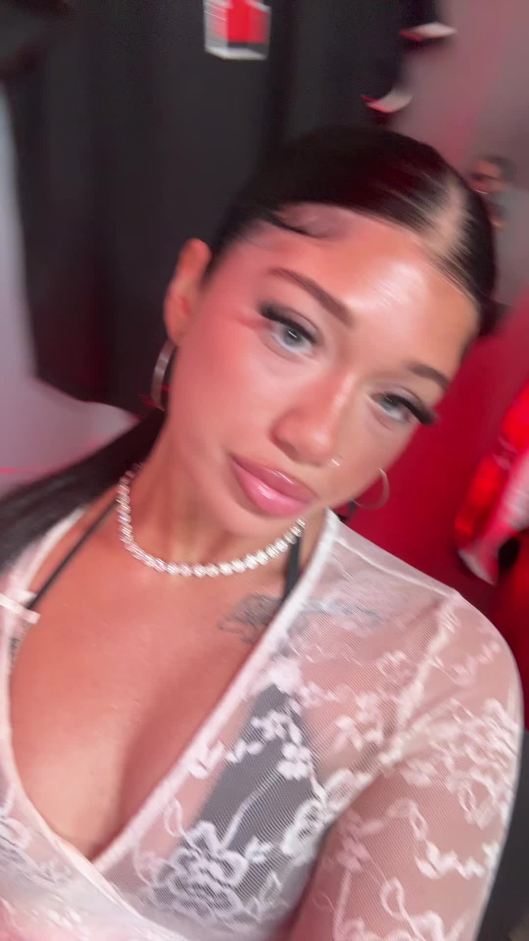 @g