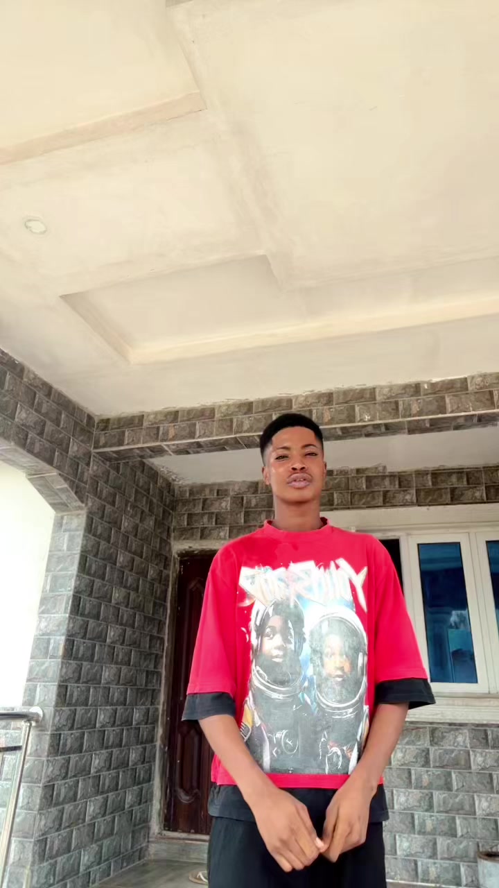 @UMAR💫✨