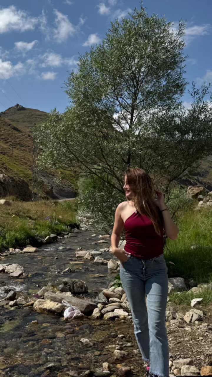 @neslihanadnr
