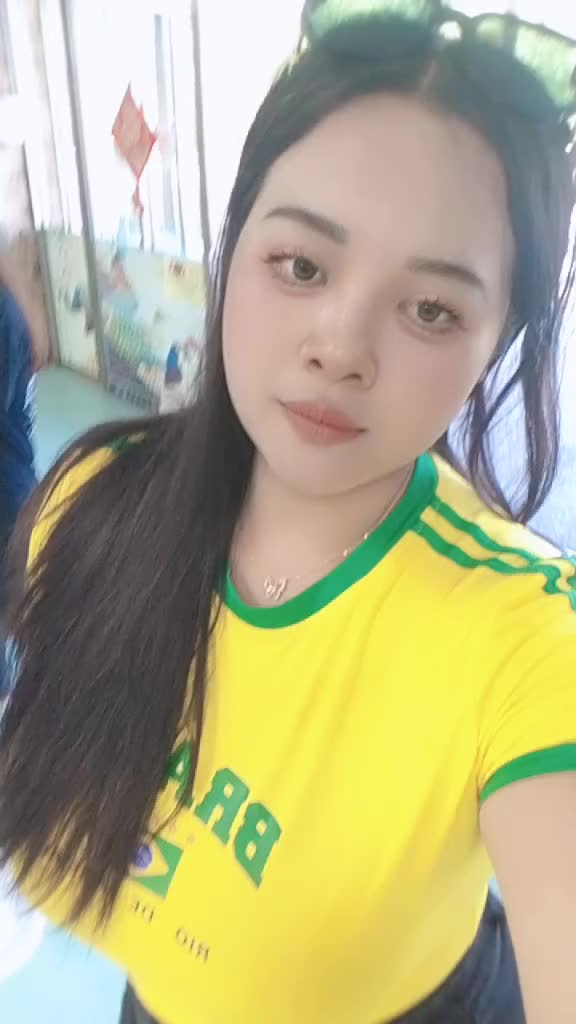 @Dewi Kitty🍑