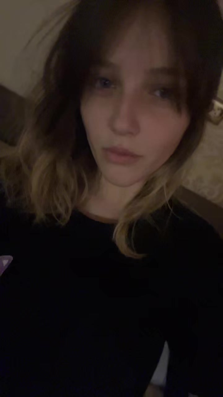 @алиня оу