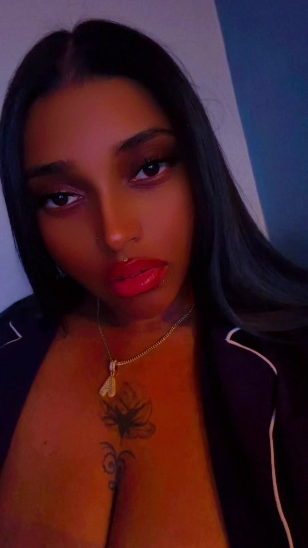@tha_alienn