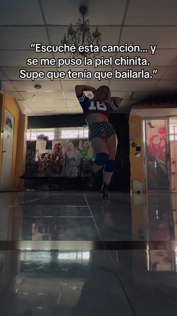 @Kika Faylin Dancer
