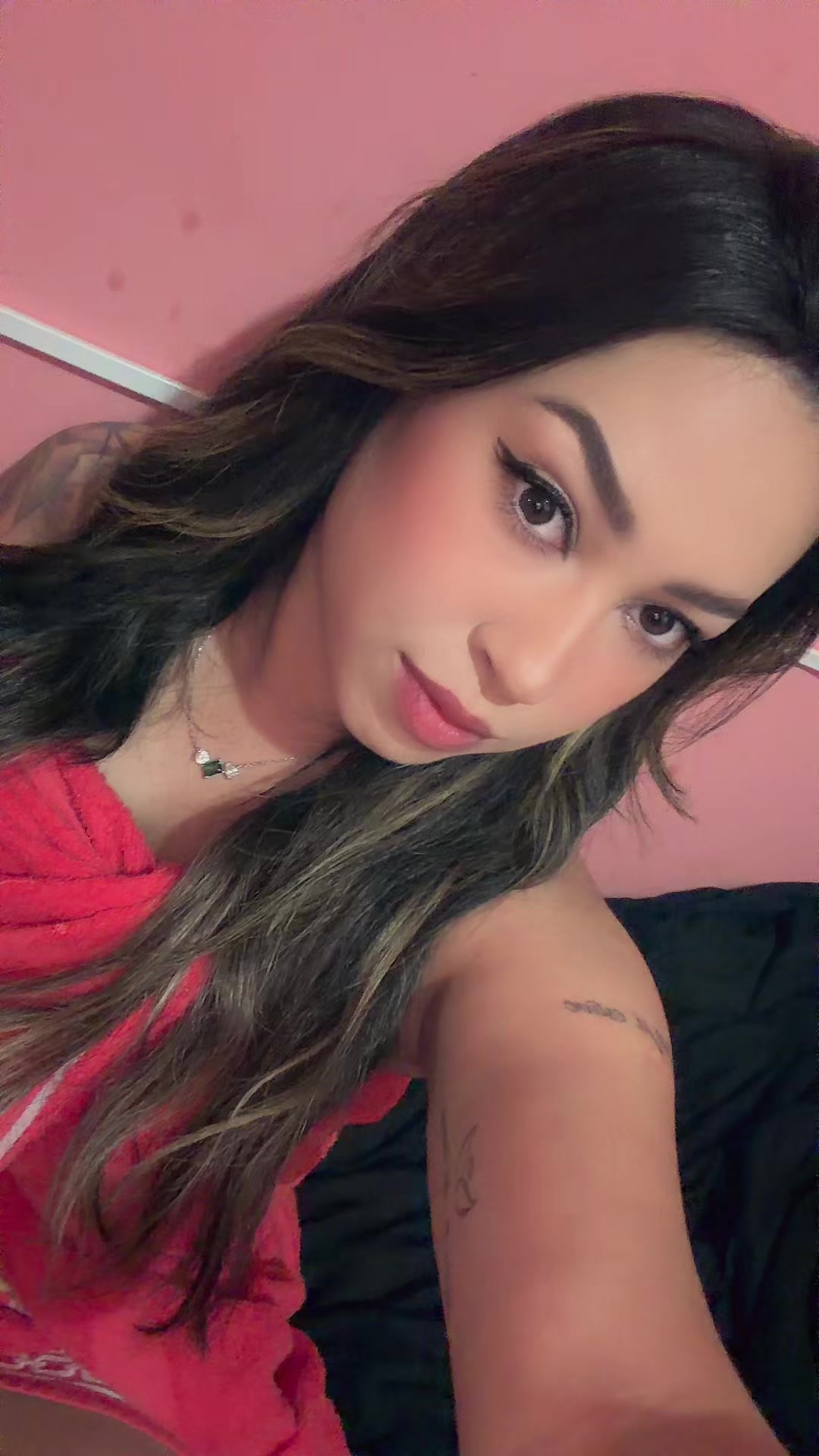 @alanispasquarelli