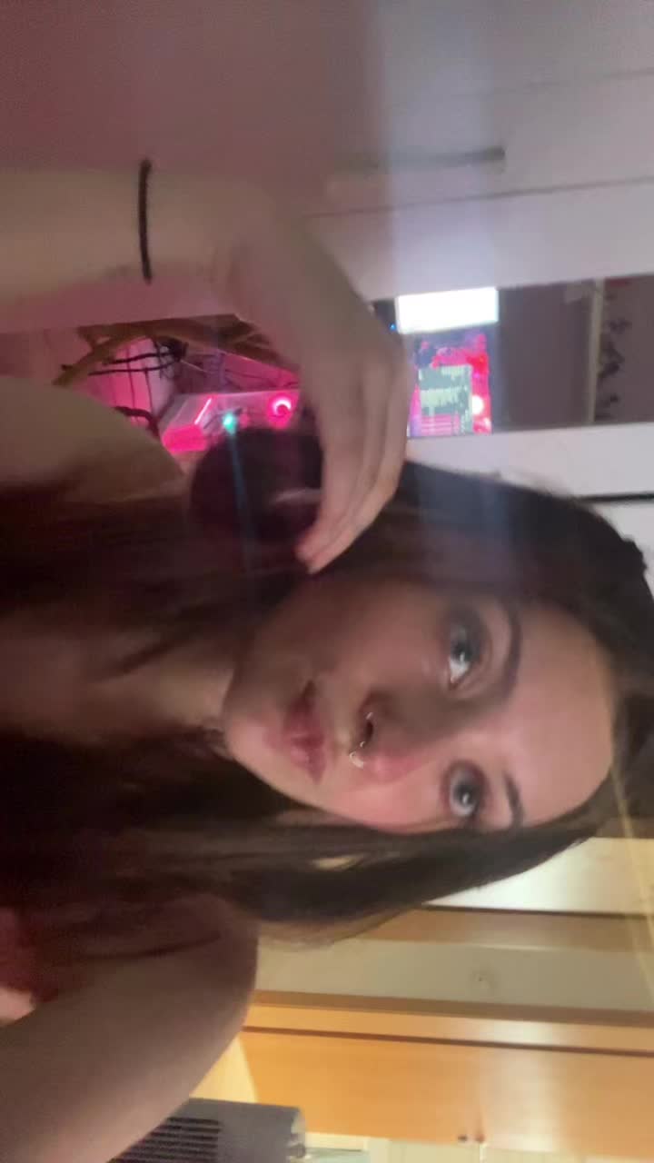 @4ngel1ndisguise